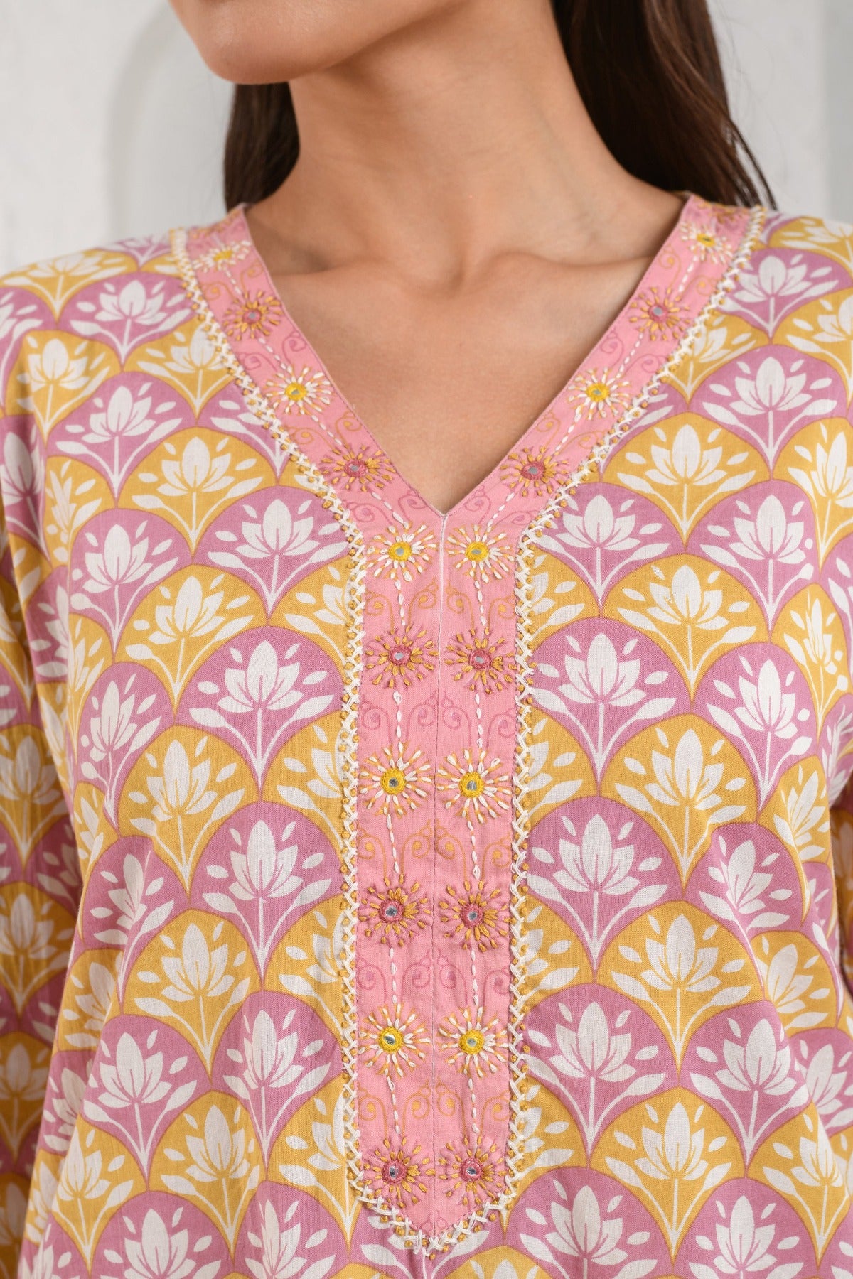 Peach Scallop Lotus Kurta