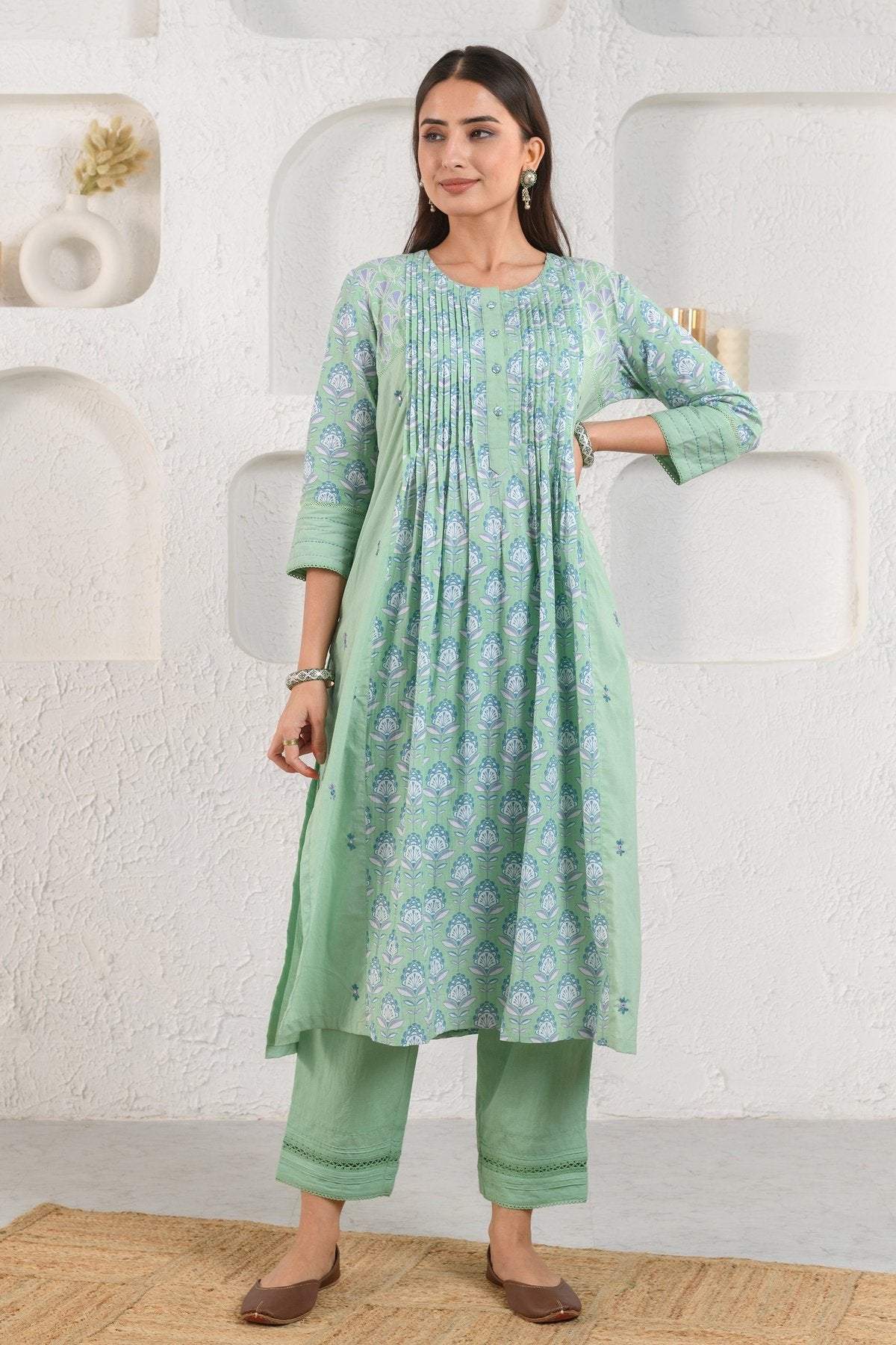 Green Embroidered Pleated Kurta