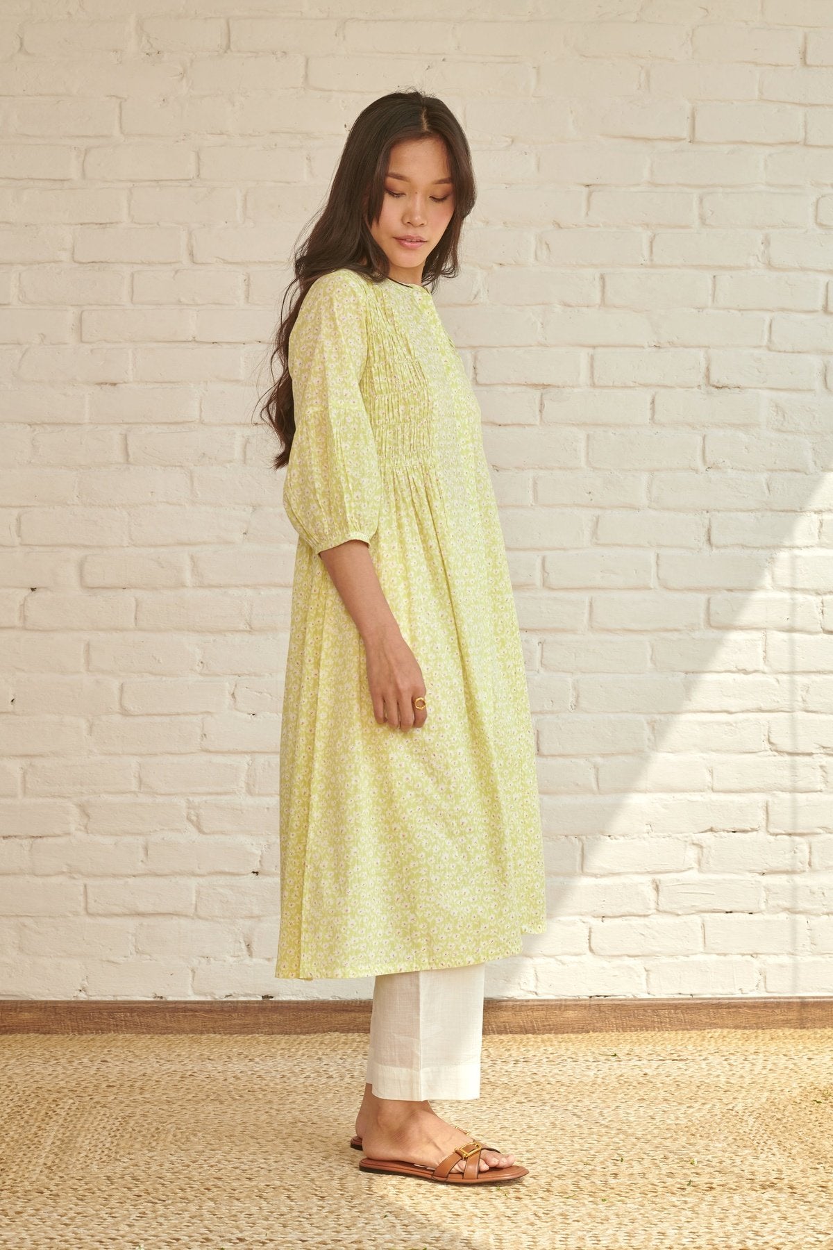 Green Daffodil Smocked Kurta