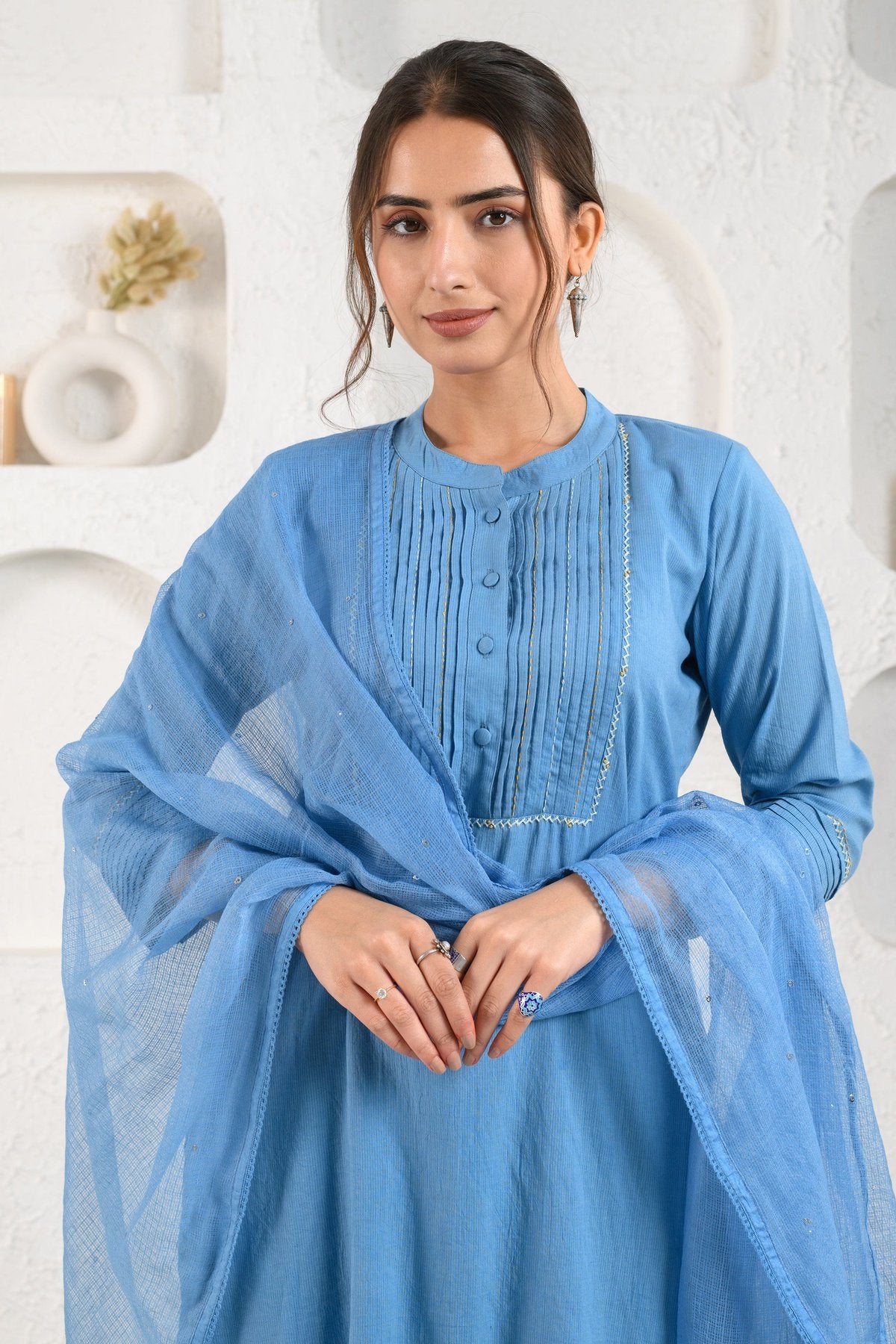 Blue Pleated Dobby Suit Set With Slip