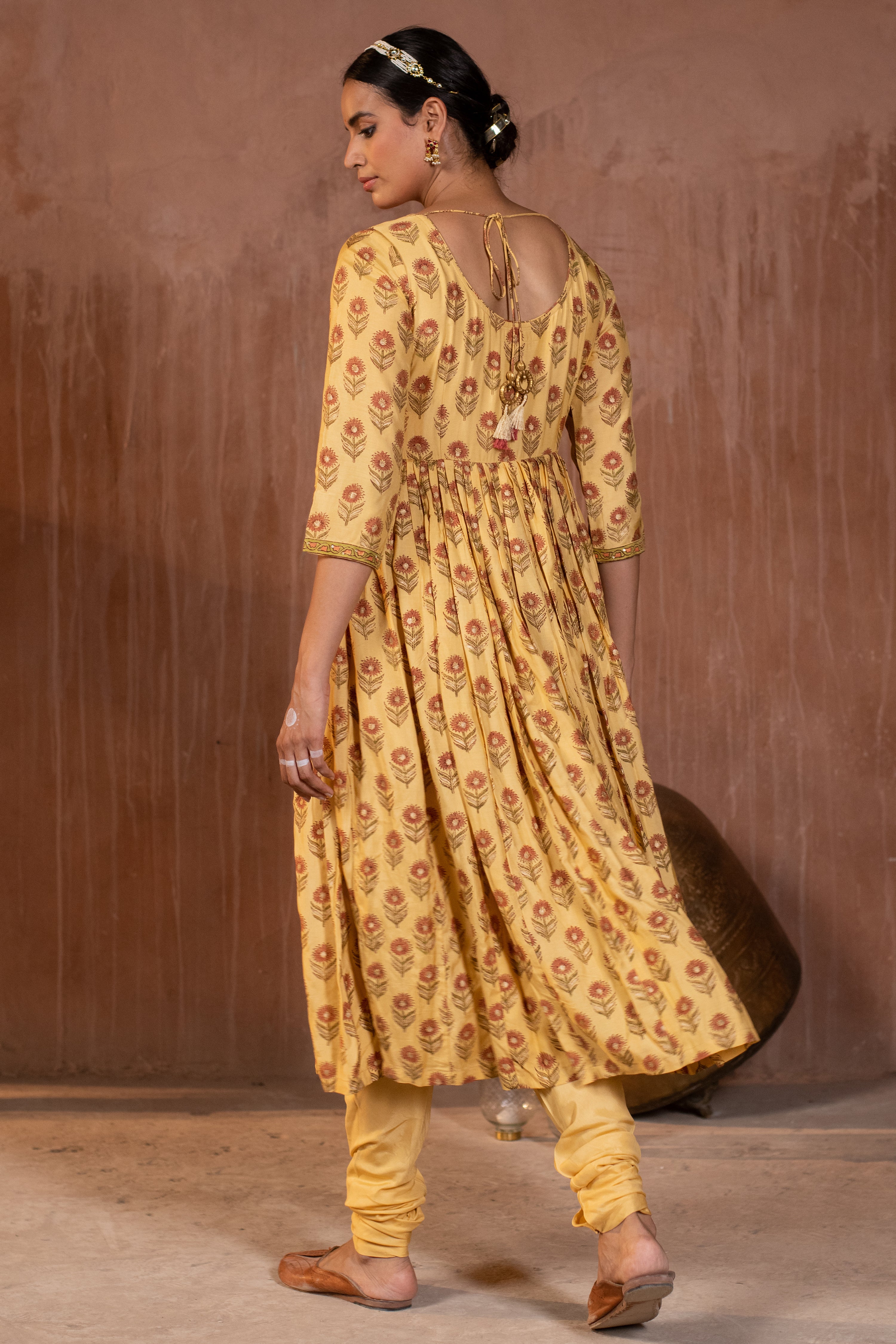 Kamakshi Anarkali kurta